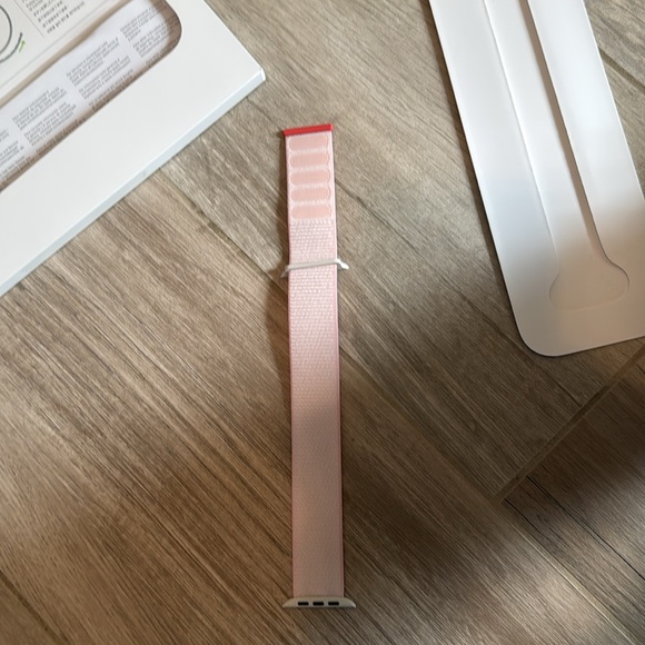 Apple Watch band - Picture 2 of 2